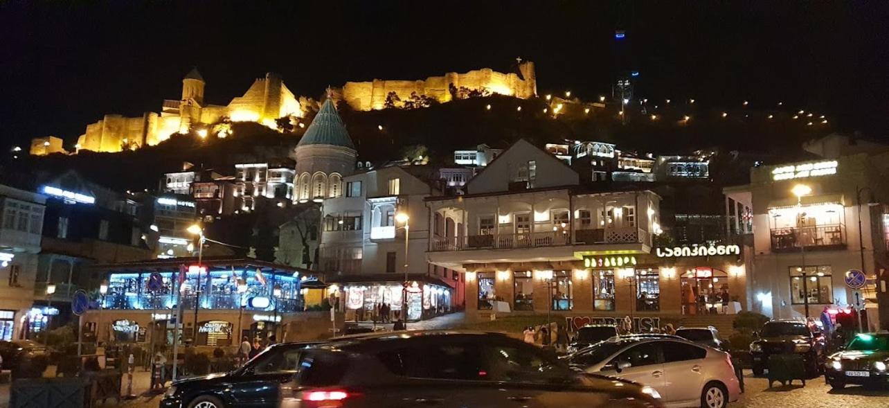 Royal Hotel Tbilisi Bagian luar foto