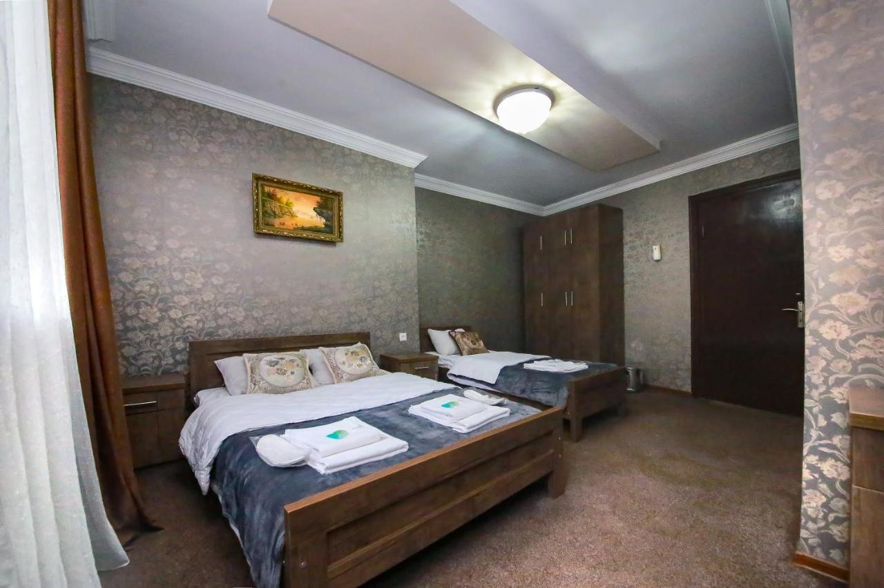 Royal Hotel Tbilisi Bagian luar foto