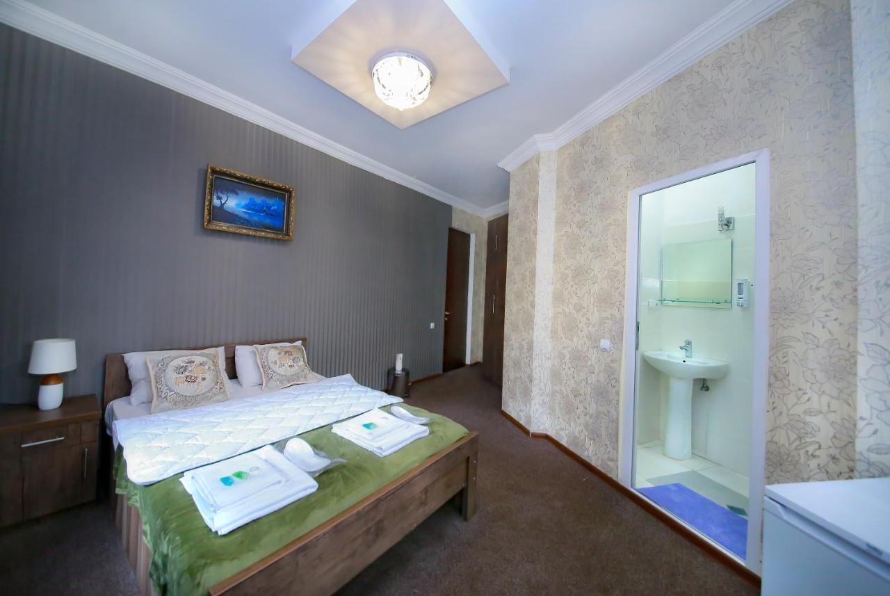 Royal Hotel Tbilisi Bagian luar foto