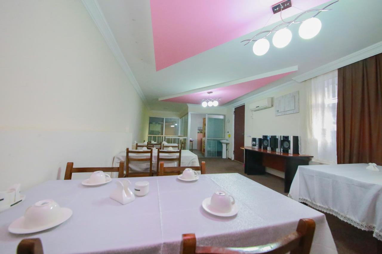 Royal Hotel Tbilisi Bagian luar foto